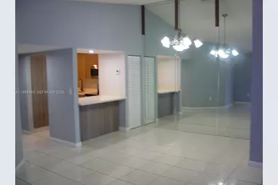 19025 NW 62nd Ave #202, Hialeah, FL 33015 - Photo 6