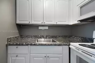 1429 SW 9th St, Fort Lauderdale, FL 33312 - Photo 6