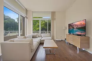 19501 W Country Club Dr, Aventura, FL 33180 - Photo 2