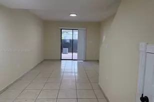 2310 W 60th St, Hialeah, FL 33016 - Photo 10