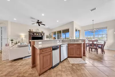 8275 NW 127th Ln #34-F, Parkland, FL 33076 - Photo 22