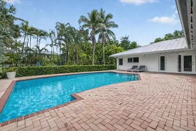 8400 SW 178th St, Palmetto Bay, FL 33157 - Photo 2