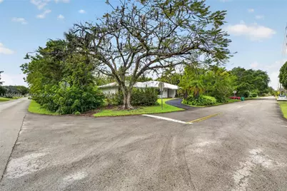 8400 SW 178th St, Palmetto Bay, FL 33157 - Photo 32