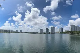 18151 NE 31st Ct, Aventura, FL 33160 - Photo 4