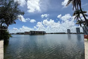 18151 NE 31st Ct, Aventura, FL 33160 - Photo 2