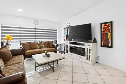 6445 W Pinehurst Cir W #D25, Tamarac, FL 33321 - Photo 10