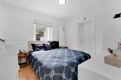 4310 SW 7th St, Miami, FL 33134 - Photo 14