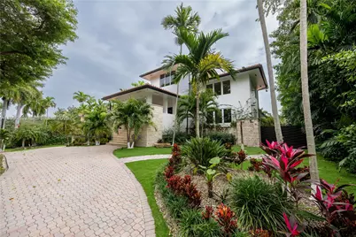 7125 Los Pinos Blvd, Coral Gables, FL 33143 - Photo 1