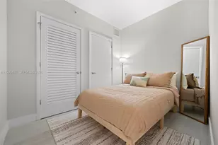 1010 Brickell Ave, Miami, FL 33131 - Photo 6