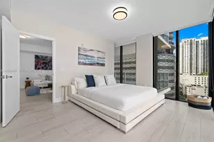 1010 Brickell Ave, Miami, FL 33131 - Photo 10