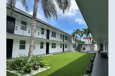 2500 Johnson St #17, Hollywood, FL 33020 - Photo 30