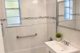 5605 SW 80th St, Miami, FL 33143 - Photo 8