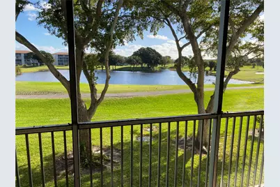 301 SW 135th Ave #209C, Pembroke Pines, FL 33027 - Photo 2