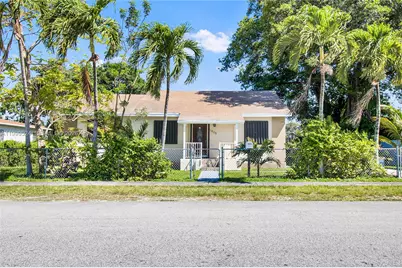 1925 NW 49th St, Miami, FL 33142 - Photo 2