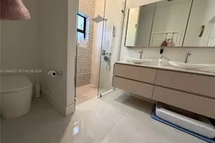 2481 NE 2nd Dr, Homestead, FL 33033 - Photo 6