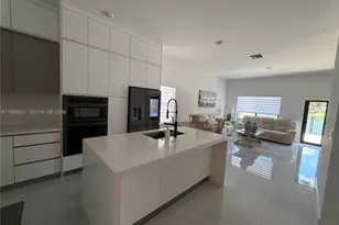 2481 NE 2nd Dr, Homestead, FL 33033 - Photo 4