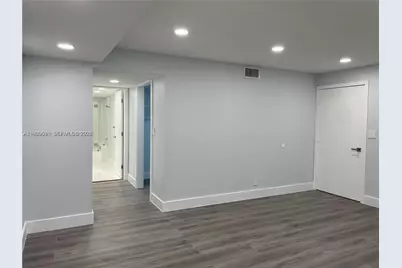 4725 SW 62nd Ave #103, Davie, FL 33314 - Photo 12