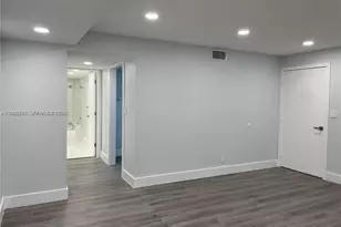 4725 SW 62nd Ave, Davie, FL 33314 - Photo 12