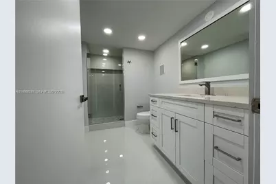 4725 SW 62nd Ave #103, Davie, FL 33314 - Photo 6