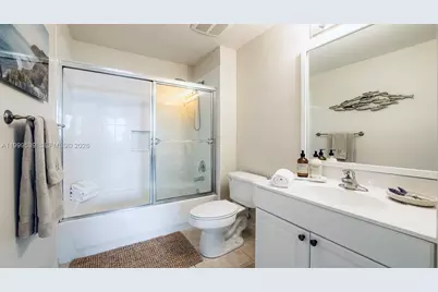 26 Royal Palm Way #201, Boca Raton, FL 33432 - Photo 24