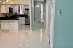 5888 W 25th Ct, Hialeah, FL 33016 - Photo 16