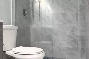 5888 W 25th Ct, Hialeah, FL 33016 - Photo 44