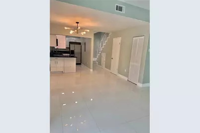 5888 W 25th Ct #5, Hialeah, FL 33016 - Photo 32