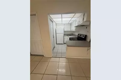 201 SE 6th Ave #7, Pompano Beach, FL 33060 - Photo 2