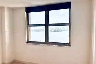 250 174th St, Sunny Isles Beach, FL 33160 - Photo 18