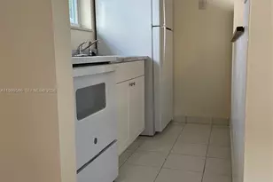 1850 N 27th Ave, Hollywood, FL 33020 - Photo 6