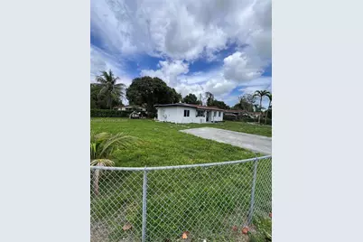 515 Golf Course Blvd, Opa Locka, FL 33054 - Photo 2