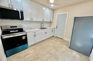 2014 NW 43rd St, Miami, FL 33142 - Photo 4