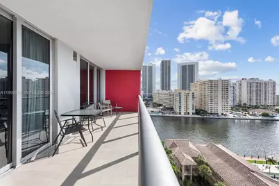 2602 E Hallandale Beach Blvd #R1207, Hallandale Beach, FL 33009 - Photo 24