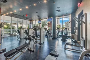 2602 E Hallandale Beach Blvd, Hallandale Beach, FL 33009 - Photo 14