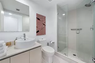 2602 E Hallandale Beach Blvd, Hallandale Beach, FL 33009 - Photo 18