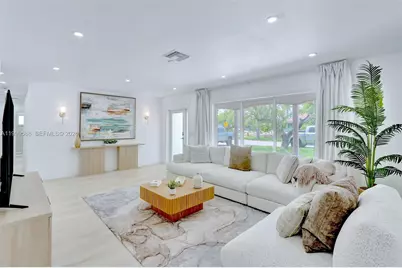 1050 SE 5th Ct, Pompano Beach, FL 33060 - Photo 8