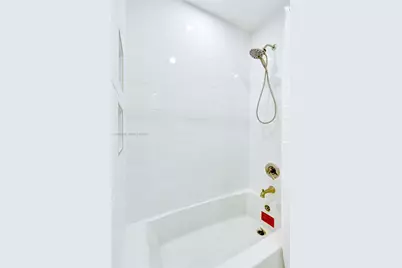 1050 SE 5th Ct, Pompano Beach, FL 33060 - Photo 38