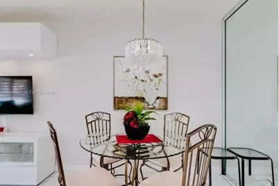 1012 SW 11th St #7N, Hallandale Beach, FL 33009 - Photo 2