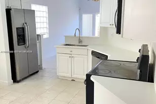 8784 SW 213th Ln, Cutler Bay, FL 33189 - Photo 4