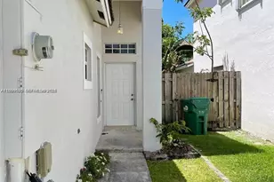 8784 SW 213th Ln, Cutler Bay, FL 33189 - Photo 10