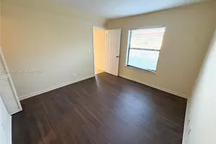 21904 Lake Forest Cir, Boca Raton, FL 33433 - Photo 6