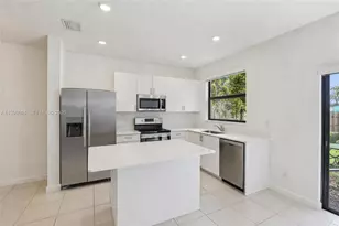 23447 SW 127th Pl, Homestead, FL 33032 - Photo 10