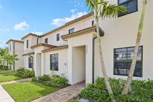 23447 SW 127th Pl, Homestead, FL 33032 - Photo 4