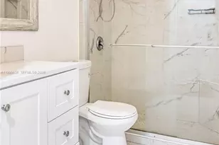 2579 SW 85th Ave, Miramar, FL 33025 - Photo 16