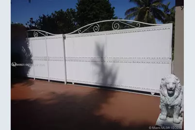 9841 SW 48th St #1, Miami, FL 33165 - Photo 2