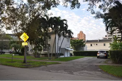 2617 Segovia St #1, Coral Gables, FL 33134 - Photo 18