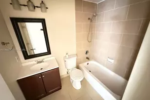 6990 NW 177th St, Hialeah, FL 33015 - Photo 16