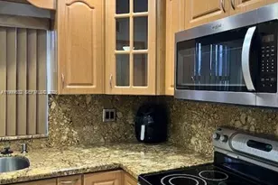 2540 W 67th Pl, Hialeah, FL 33016 - Photo 8