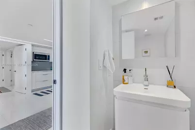 6301 Collins Ave #2103, Miami Beach, FL 33141 - Photo 18