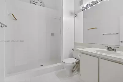 10845 NW 8th St, Pembroke Pines, FL 33026 - Photo 22